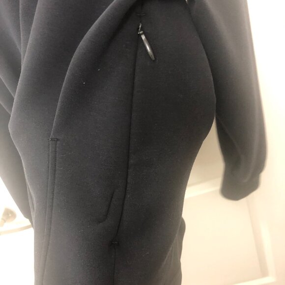 Lululemon Gathered Waist Crew Pullover - Picture 8 of 8